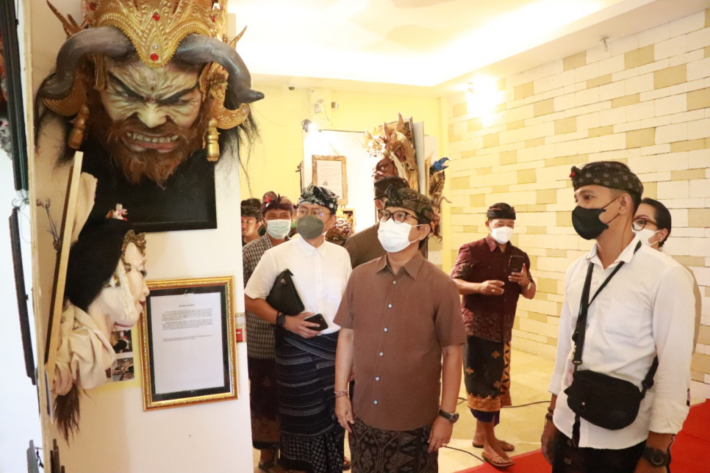 Sekda Badung Hadiri Final Lomba Ogoh-Ogoh Mini dan Lomba Tapel Ogoh-Ogoh